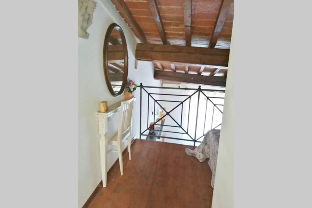 Santa Maria Novella Station Florentine Apartment Florencia Exterior foto